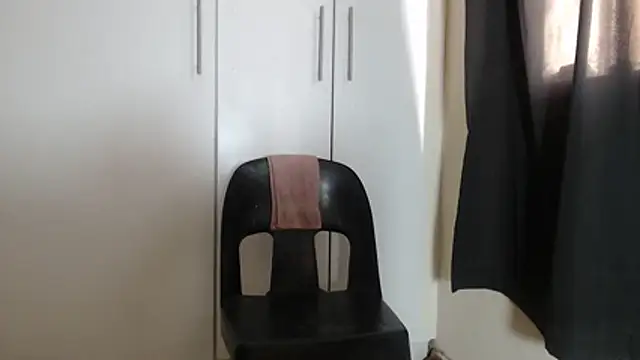 SweetNiceQueen online show from March 16, 2026, 5:37 am