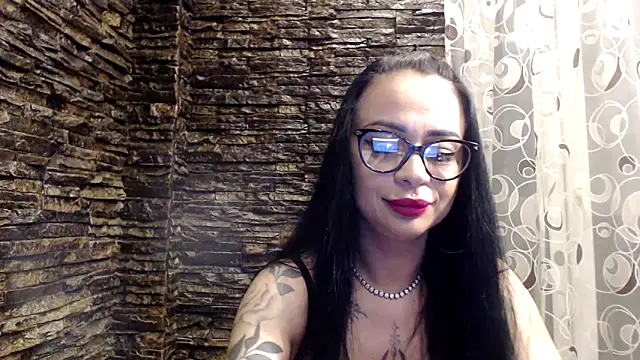 BrianaBloom online show from May 12, 2026, 6:47 pm