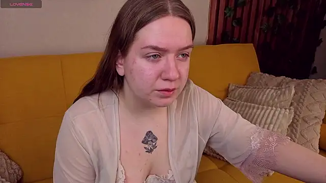 RachelDiRose online show from March 4, 2026, 3:14 am