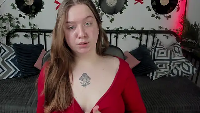 RachelDiRose online show from March 6, 2026, 3:01 am