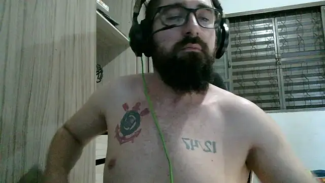 Redlovecouple online show from February 27, 2026, 8:08 pm