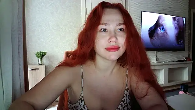 LolaaMint  online show from April 21, 2026, 7:48 am