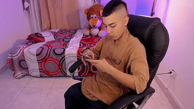 Dereck Boy  online show from May 11, 2026, 4:03 am