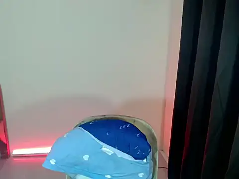 Snapshot of sweet_jaii chatting on April 11, 2026, 7:45 am sweet jaii online show from April 11, 2026, 7:45 am