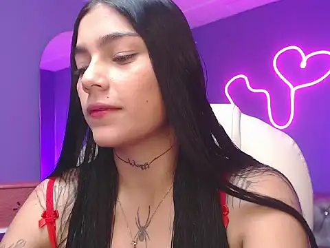 Nina foxxy online show from February 4, 2026, 11:27 am