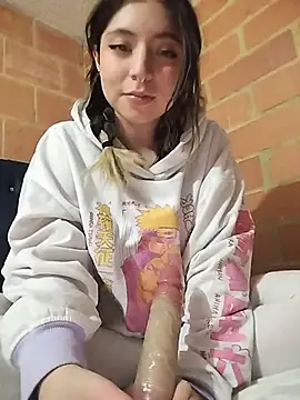 Snapshot of Romy_na chatting on February 25, 2026, 12:33 am Romy na online show from February 25, 2026, 12:33 am