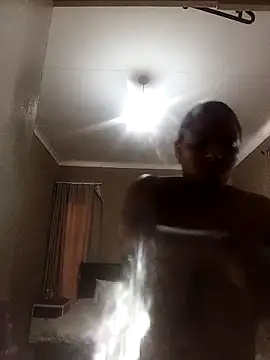 xxxSwtlipsxxx online show from February 4, 2026, 11:38 am