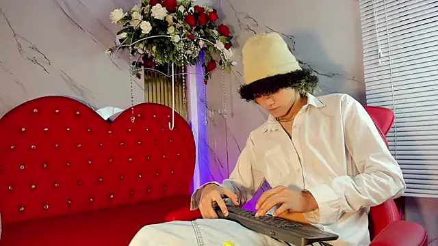 thanier 18 online show from June 25, 2026, 7:19 pm
