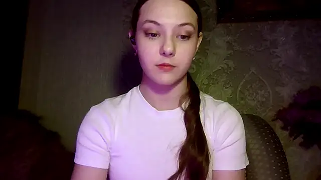 YuniNeko online show from March 5, 2026, 2:13 pm