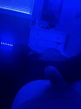 bigwhitedick430 online show from February 4, 2026, 10:27 pm