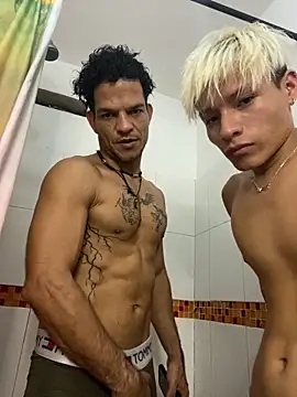 Snapshot of MaxyRyan chatting on March 8, 2026, 6:49 am MaxyRyan online show from March 8, 2026, 6:49 am