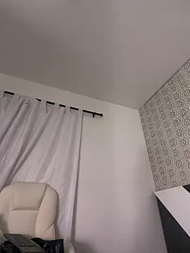 Mia rivers   online show from July 29, 2026, 7:46 pm