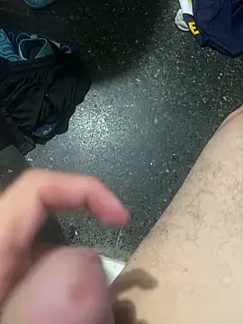 Snapshot of Damiian778 chatting on February 14, 2026, 1:28 am Damiian778 online show from February 14, 2026, 1:28 am