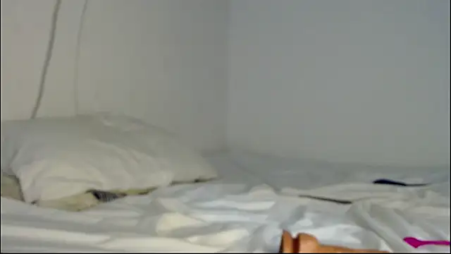 brittany girl955 online show from March 17, 2026, 3:42 am