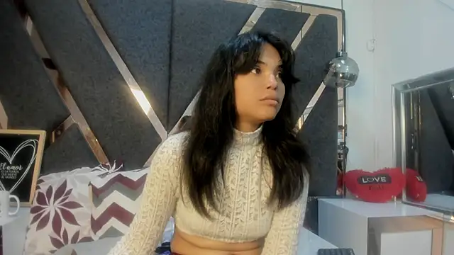 Maggyx online show from June 18, 2026, 1:49 pm