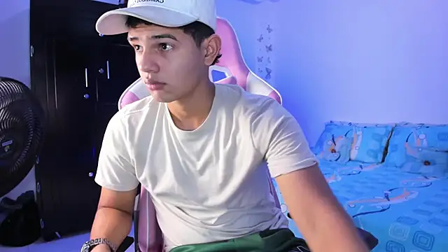 Adrian Prime  online show from February 25, 2026, 8:08 pm