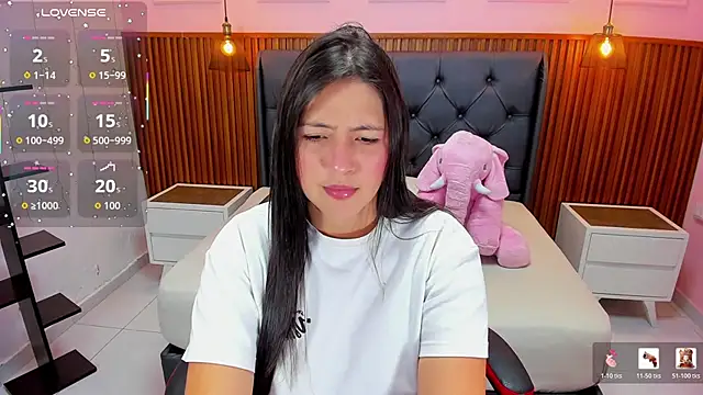 alixablake online show from June 9, 2026, 6:53 pm