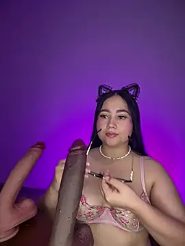 Snapshot of amaraa_1 chatting on August 6, 2026, 1:11 am amaraa 1 online show from August 6, 2026, 1:11 am