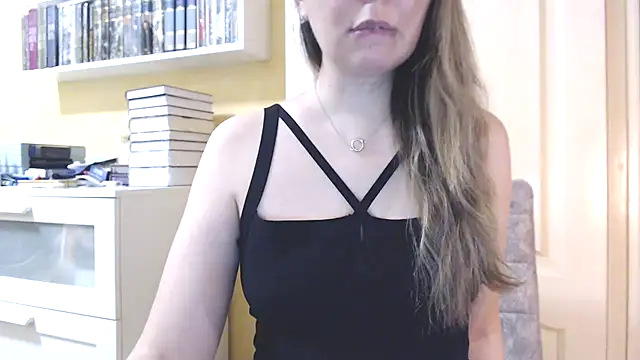 Tasiya online show from February 25, 2026, 1:33 pm