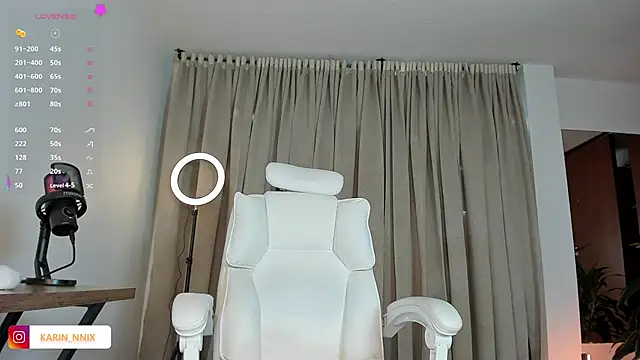 Snapshot of karinnixx chatting on March 7, 2026, 7:52 pm karinnixx online show from March 7, 2026, 7:52 pm