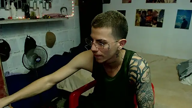 Snapshot of paul-mendezx chatting on March 20, 2026, 11:28 pm paul-mendezx online show from March 20, 2026, 11:28 pm