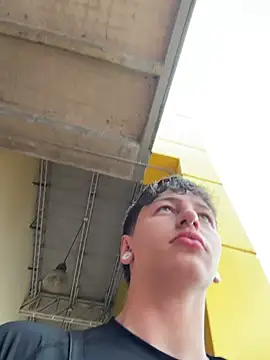 ARON LUXX online show from August 1, 2026, 4:38 pm