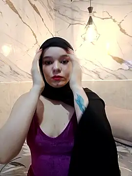  Nadiiaa online show from February 4, 2026, 1:28 pm