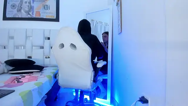 isabellalovestory online show from February 10, 2026, 5:17 am