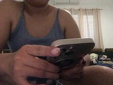 lady candy85 online show from February 11, 2026, 8:14 am