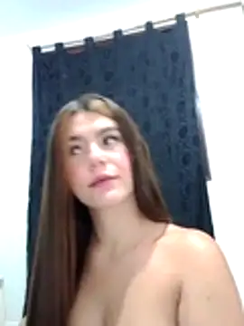 EmiNavarro online show from July 15, 2026, 1:34 am