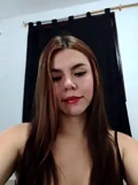 EmiNavarro online show from July 2, 2026, 3:23 am
