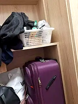 Jennie dogy online show from April 27, 2026, 2:53 am