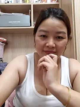 Jennie dogy online show from June 8, 2026, 1:33 pm