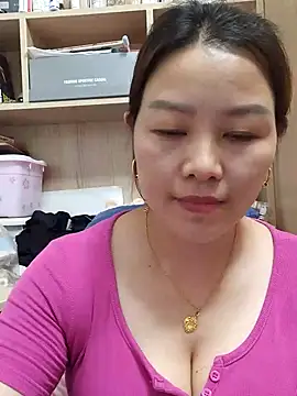 Jennie dogy online show from June 27, 2026, 12:22 pm