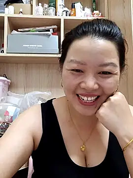 Jennie dogy online show from August 4, 2026, 2:05 am