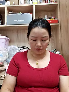 Jennie dogy online show from August 9, 2026, 4:29 am
