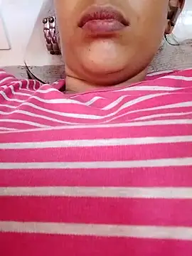 Snapshot of komalsharma99 chatting on June 14, 2026, 10:05 am komalsharma99 online show from June 14, 2026, 10:05 am