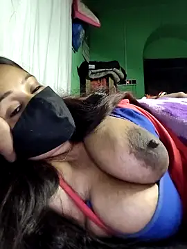 V-Hot-Suity online show from February 12, 2026, 12:21 am