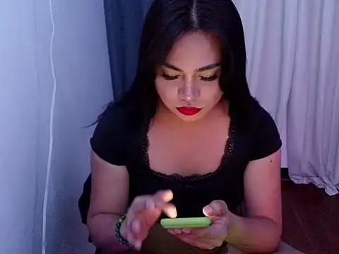 Snapshot of asian_mistresssss chatting on March 21, 2026, 8:19 am asian mistresssss online show from March 21, 2026, 8:19 am