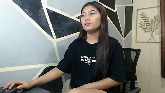 Jam morena  online show from April 23, 2026, 1:56 am