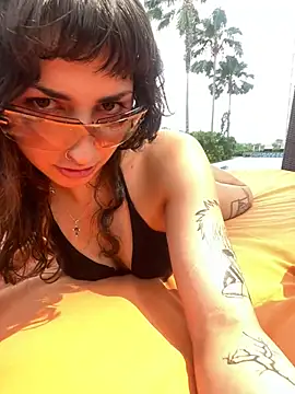 Snapshot of AngelaCox chatting on July 17, 2026, 5:48 am AngelaCox online show from July 17, 2026, 5:48 am