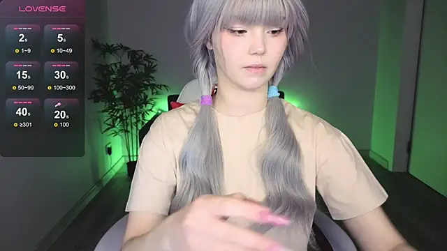 PONKY PINKY online show from April 28, 2026, 2:49 am