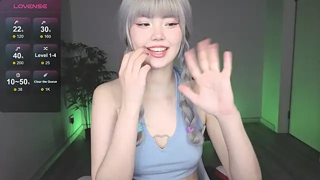 PONKY PINKY online show from April 22, 2026, 1:56 am
