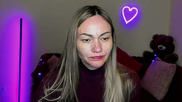 BlondMikey22 online show from April 28, 2026, 11:25 am