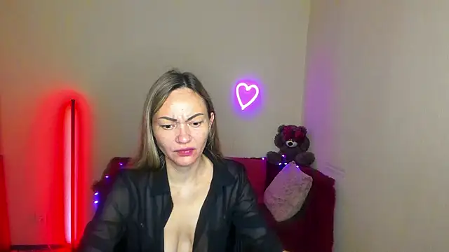 BlondMikey22 online show from June 21, 2026, 5:24 am