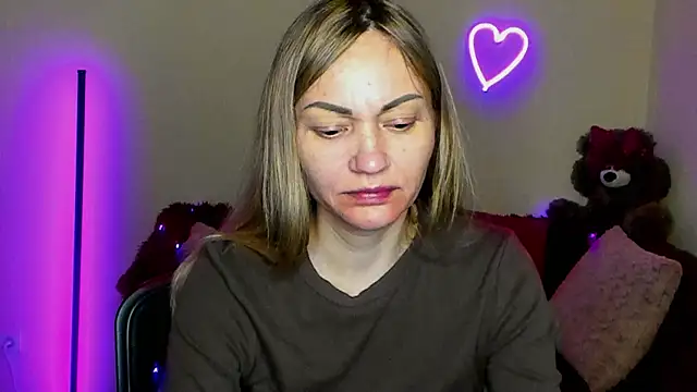 BlondMikey22 online show from April 26, 2026, 5:32 pm