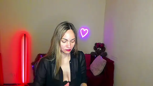 BlondMikey22 online show from June 20, 2026, 5:23 am