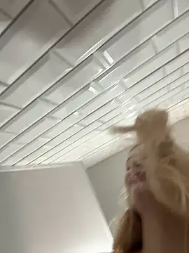 blonde exe online show from February 28, 2026, 9:42 am