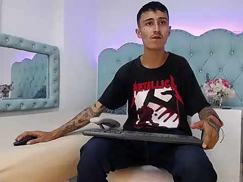 jullian ricciI online show from February 5, 2026, 11:28 am