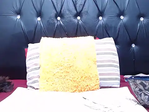 MissConniexxx online show from February 13, 2026, 3:45 pm